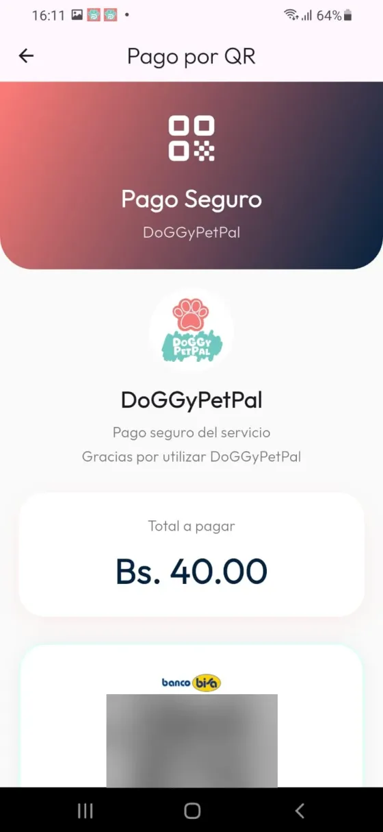 Pantalla Pago Seguro con total del servicio y QR bancario difuminado para su publicación.