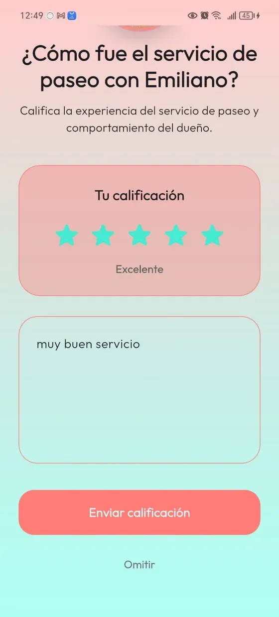 Formulario para valorar el servicio con el PetPal mediante estrellas, comentario, Enviar calificación y Omitir.