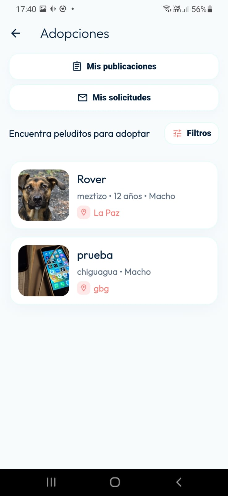 Pantalla Adopciones de DoGGyPetPal con el listado de peluditos, la ficha de Rover y filtros de búsqueda.